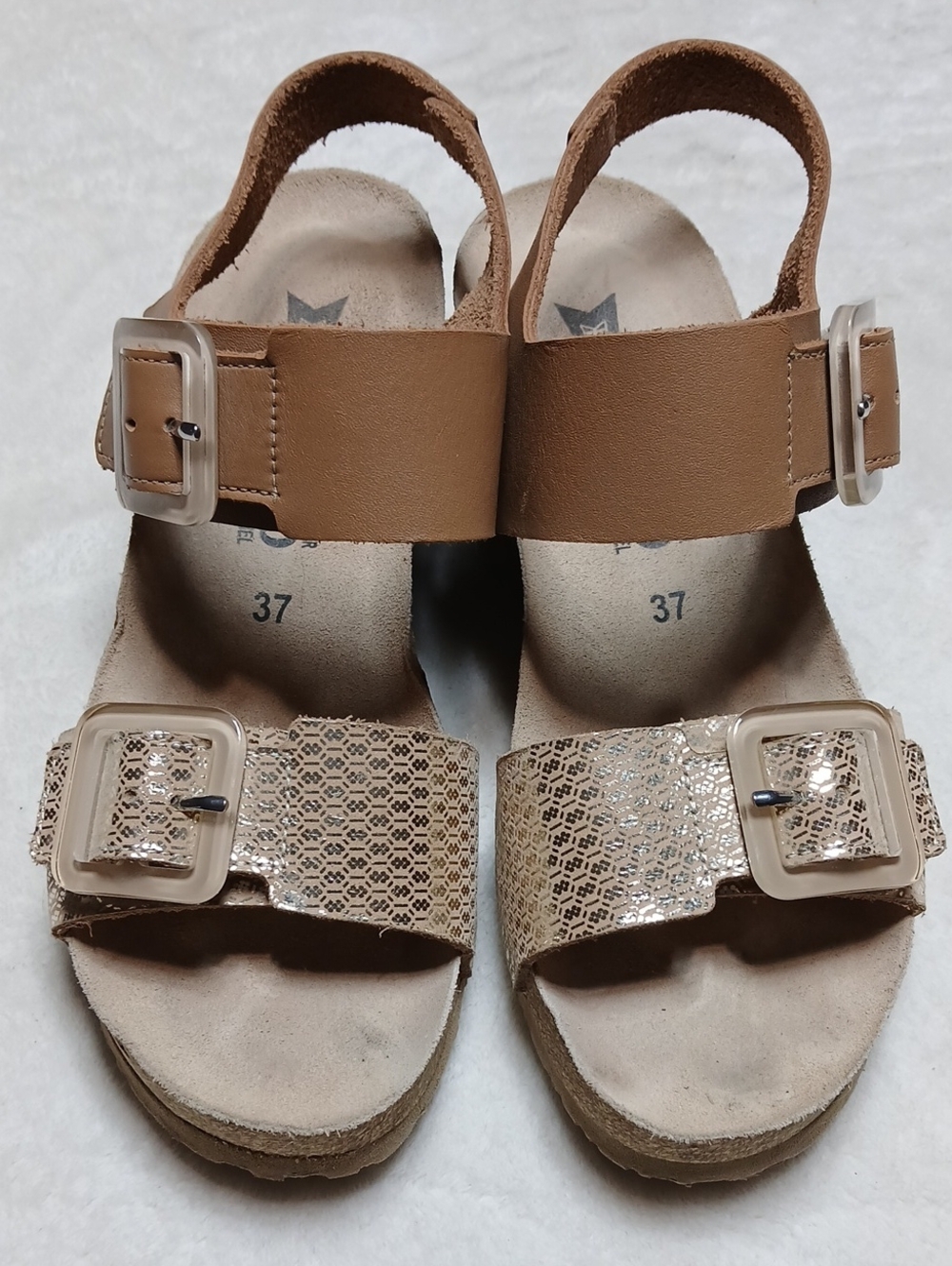 Mephisto Women's Beige Tan Buckle Strap Wedge Sandals Size 37